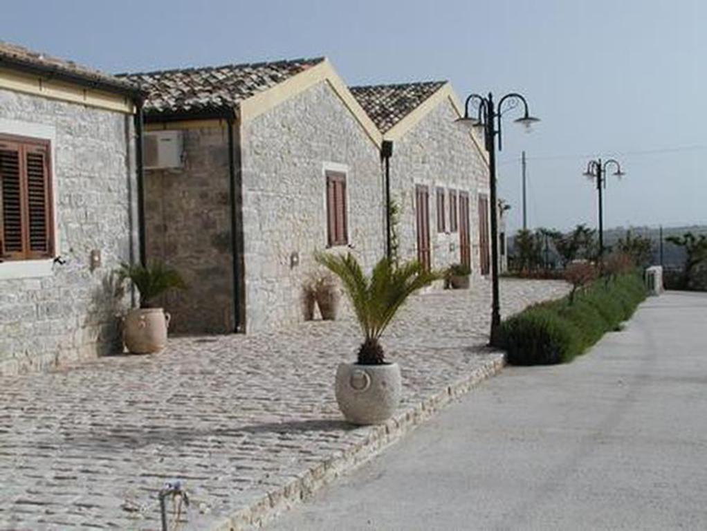 Вилла Oasi Di Cava Ispica Pietre Nere San Zagaria Экстерьер фото